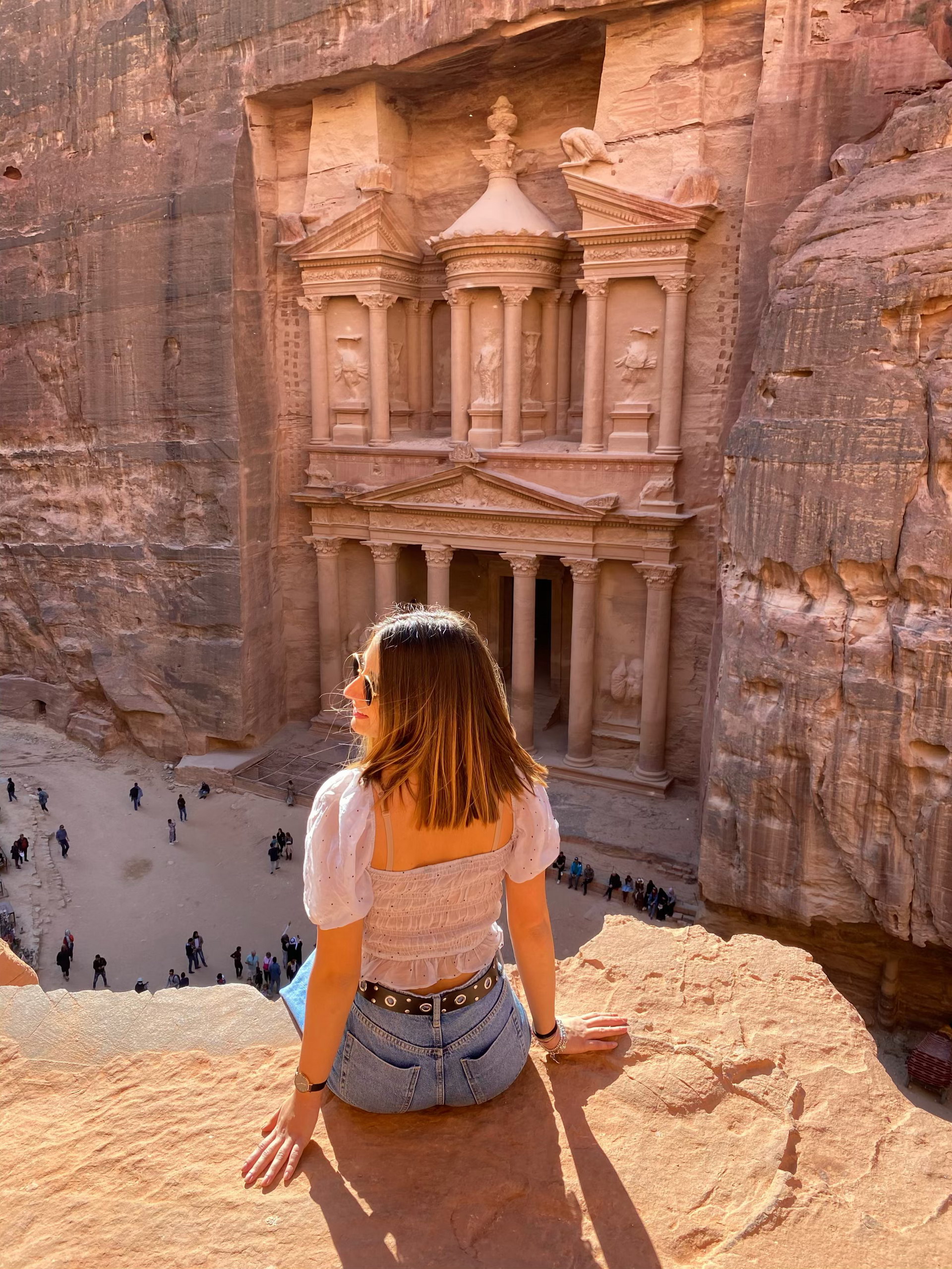 Exploring the Wonders of Petra - A Comprehensive Guide