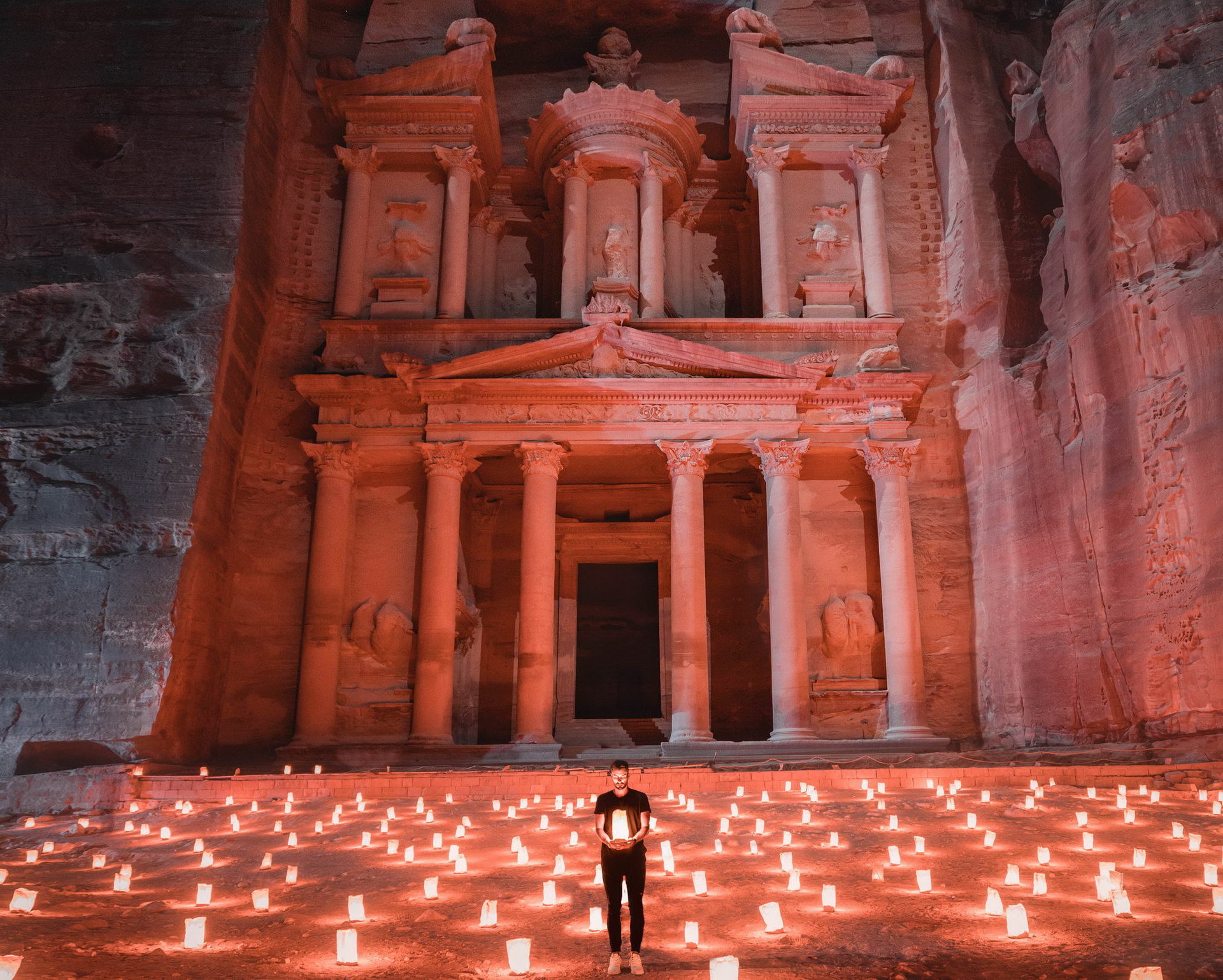Mid-Size Guided Group Tour in Jordan: Petra, Wadi Rum & the Dead Sea